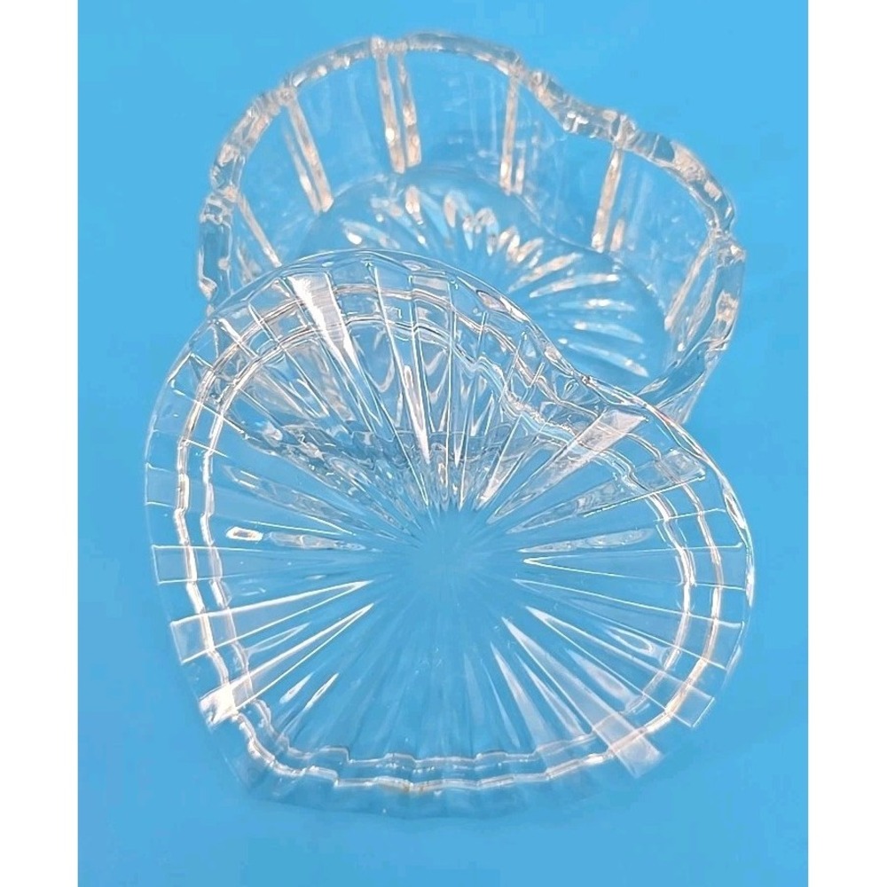Vintage Heart Shaped Crystal Trinket Jewelry Box W/ Lid- Some‎ Small Chips